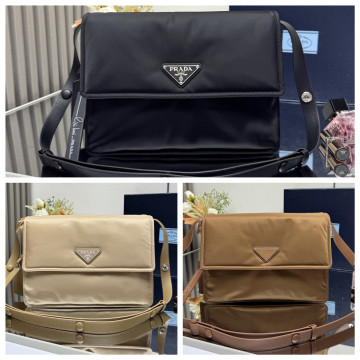 [PRADA] 프라다 미디움 패딩 리나일론 숄더백