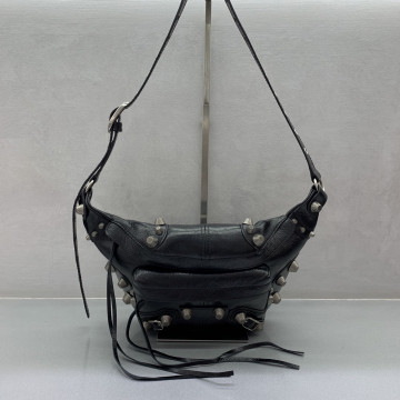 [Balenciaga] 발렌시아가 아레나 램스킨 르 카골 멘 미디움 벨트팩