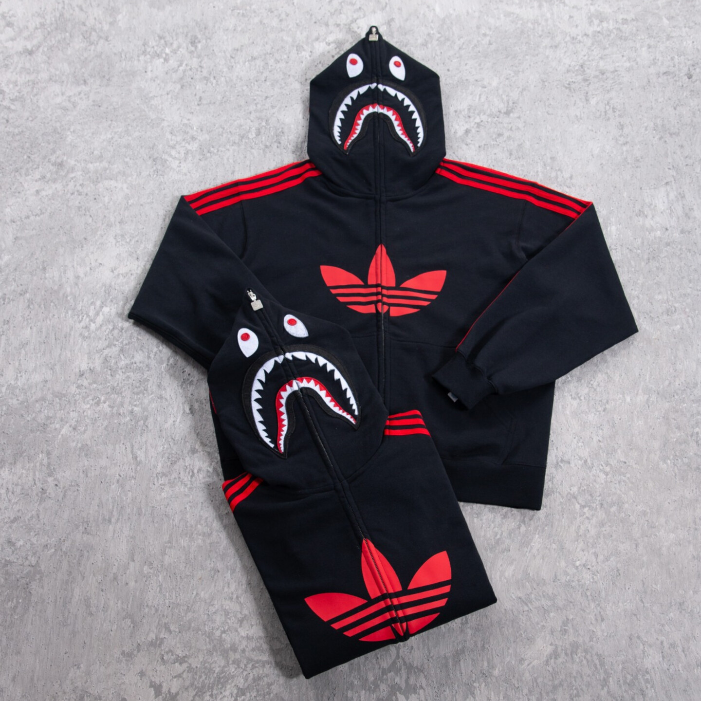 [Adidas x BAPE] 아디다스 x 베이프 얼티밋 샤크 후드 블랙